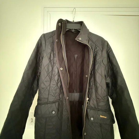 Barbour Black Quilted Belted Puffer Jacket - Picture 13 of 13